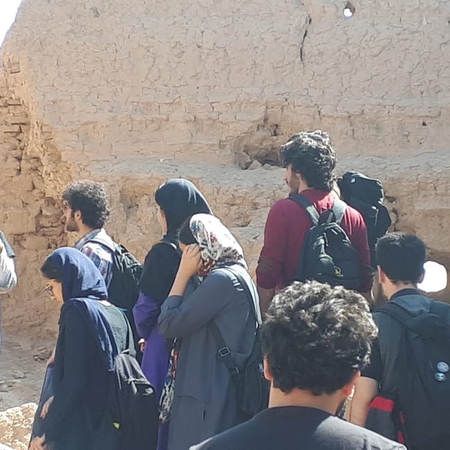 بازدید گروه دانشجویان رشته معماری دانشگاه هنر 🎓… — تصویر ۳