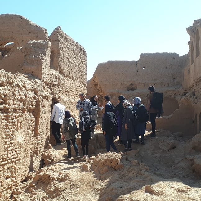 بازدید گروه دانشجویان رشته معماری دانشگاه هنر 🎓… — تصویر ۵