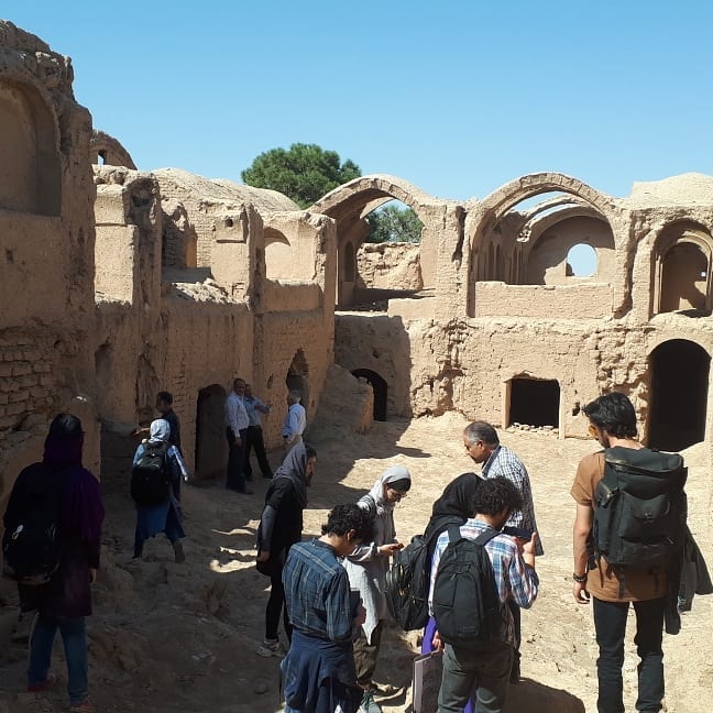 بازدید گروه دانشجویان رشته معماری دانشگاه هنر 🎓… — تصویر ۶